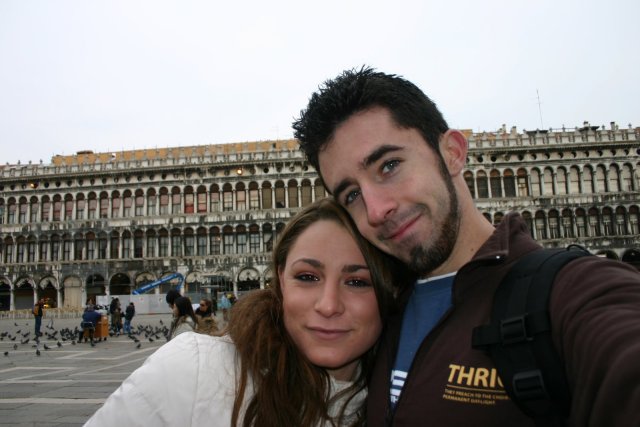 Self portrait with the plaza in the background.  I was gettin' pretty good at them.