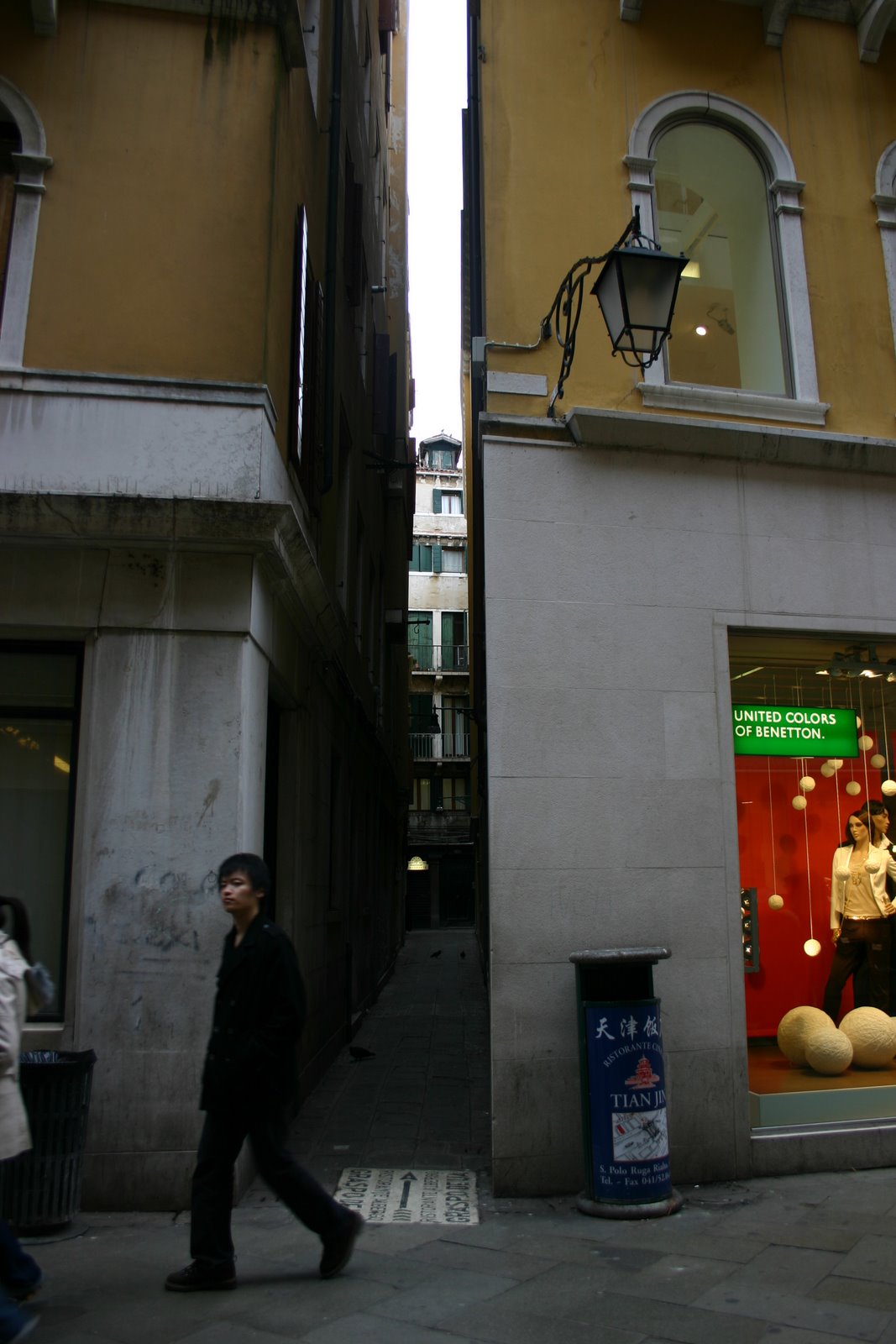 An incredibly narrow road and some candid photography all mixed together.