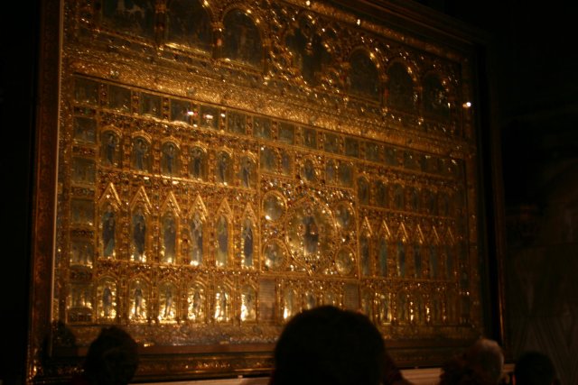 The golden altar in St. Mark's Basilica.