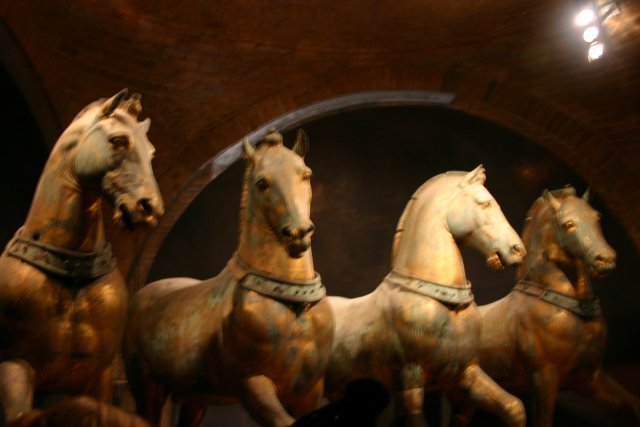 another view of the horses.