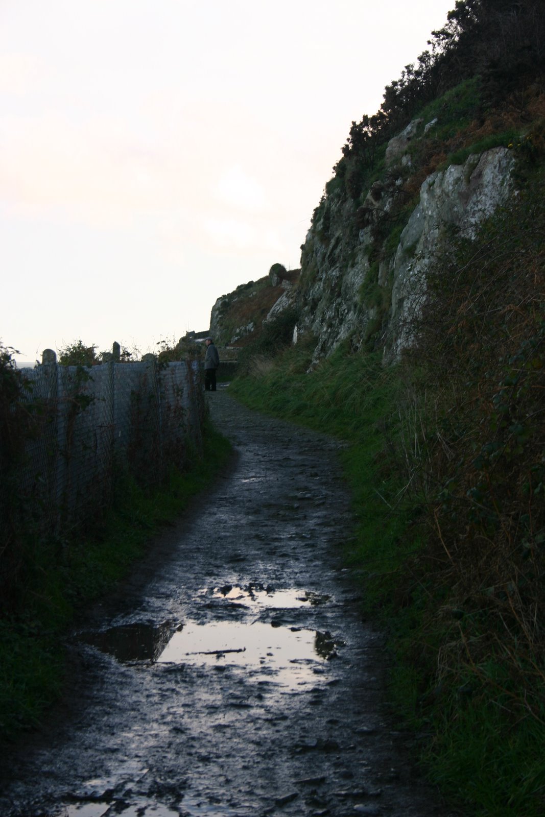 The trail south over the mountain.