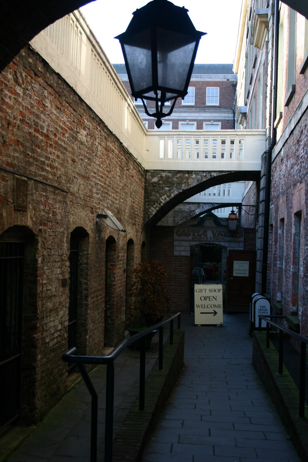 Gift shop pathway at Dublin Castle.