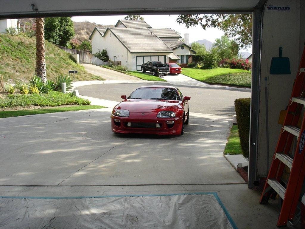 FrontDriveWayView1